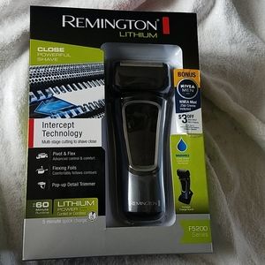 Remington PF7500 shaver